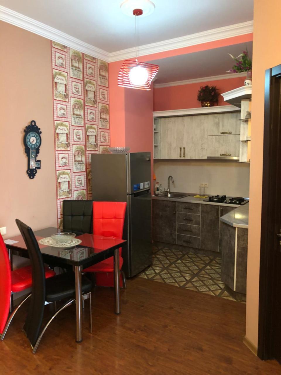 באטומי Apartment Gio מראה חיצוני תמונה