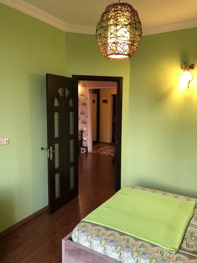 באטומי Apartment Gio מראה חיצוני תמונה