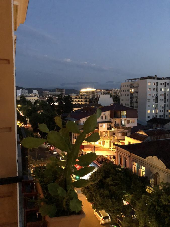 באטומי Apartment Gio מראה חיצוני תמונה