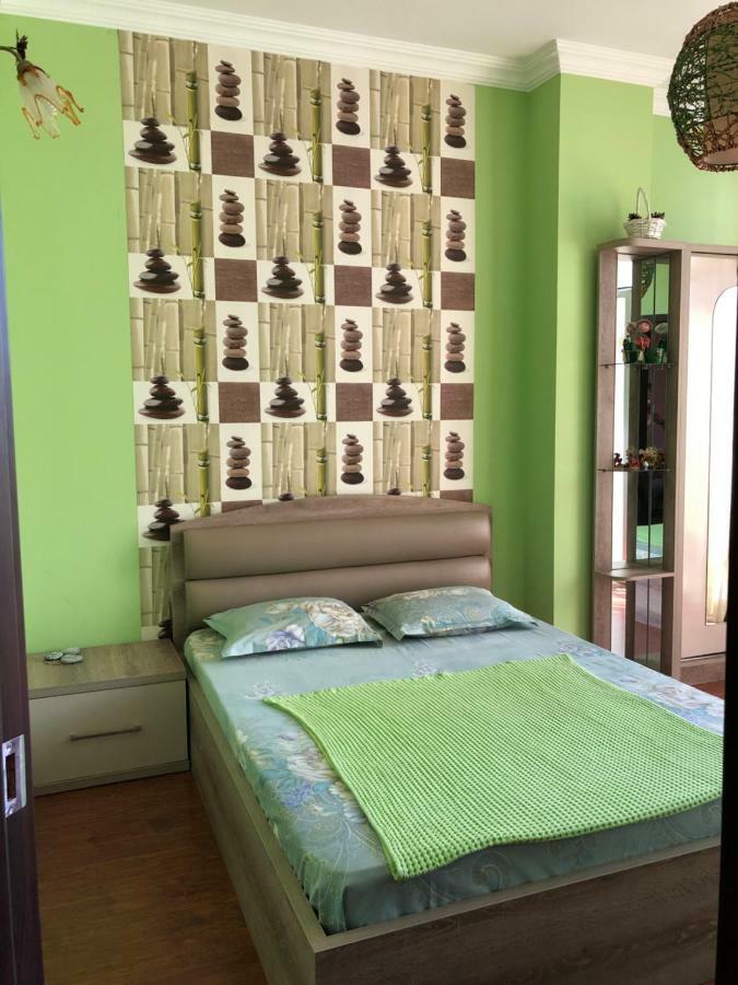 באטומי Apartment Gio מראה חיצוני תמונה